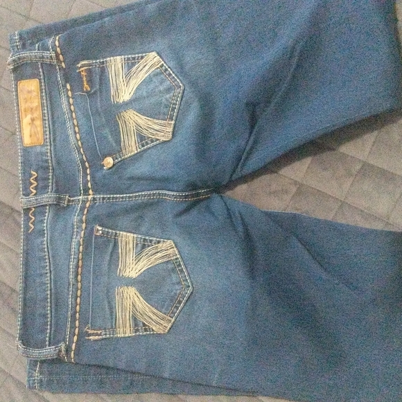 Women's Seven7 Skinny Jeans - Picture 5 of 9